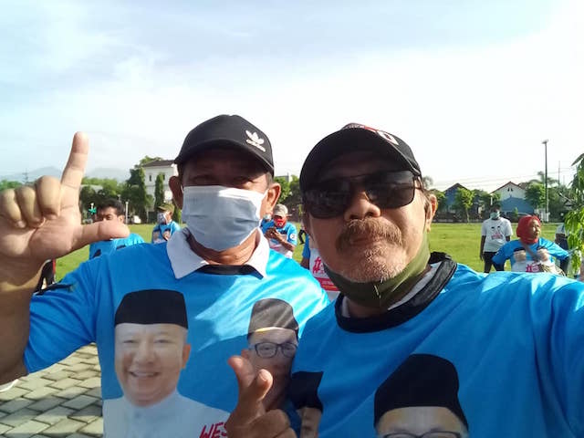 Cabup Nomor Urut 2, Haji Hendy, Jaga Kebugaran dengan Senam 2 Jari di Rambipuji